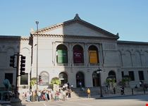 La facciata dell'Art Institute