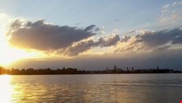 Tramonto sul lago