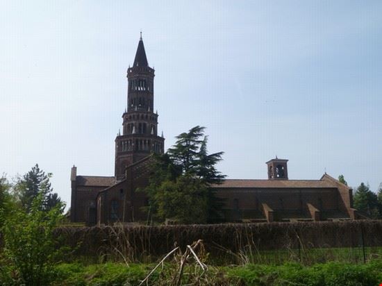 Abbazia di Chiaravalle veduta laterale  