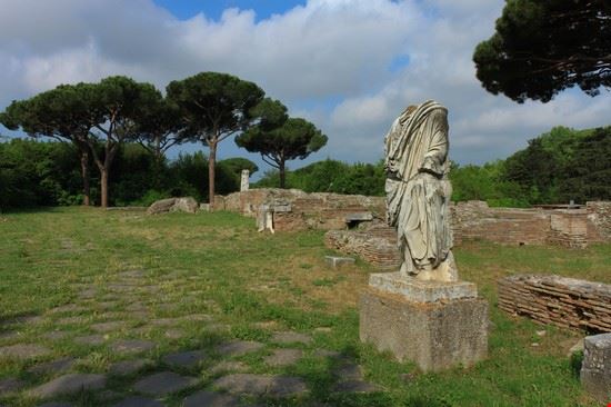  Ostia Antica  