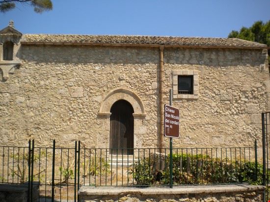 Parco Archeologico della Neapolis Anfiteatro Romano - Chiesa S. Nicolò dei Cordari  