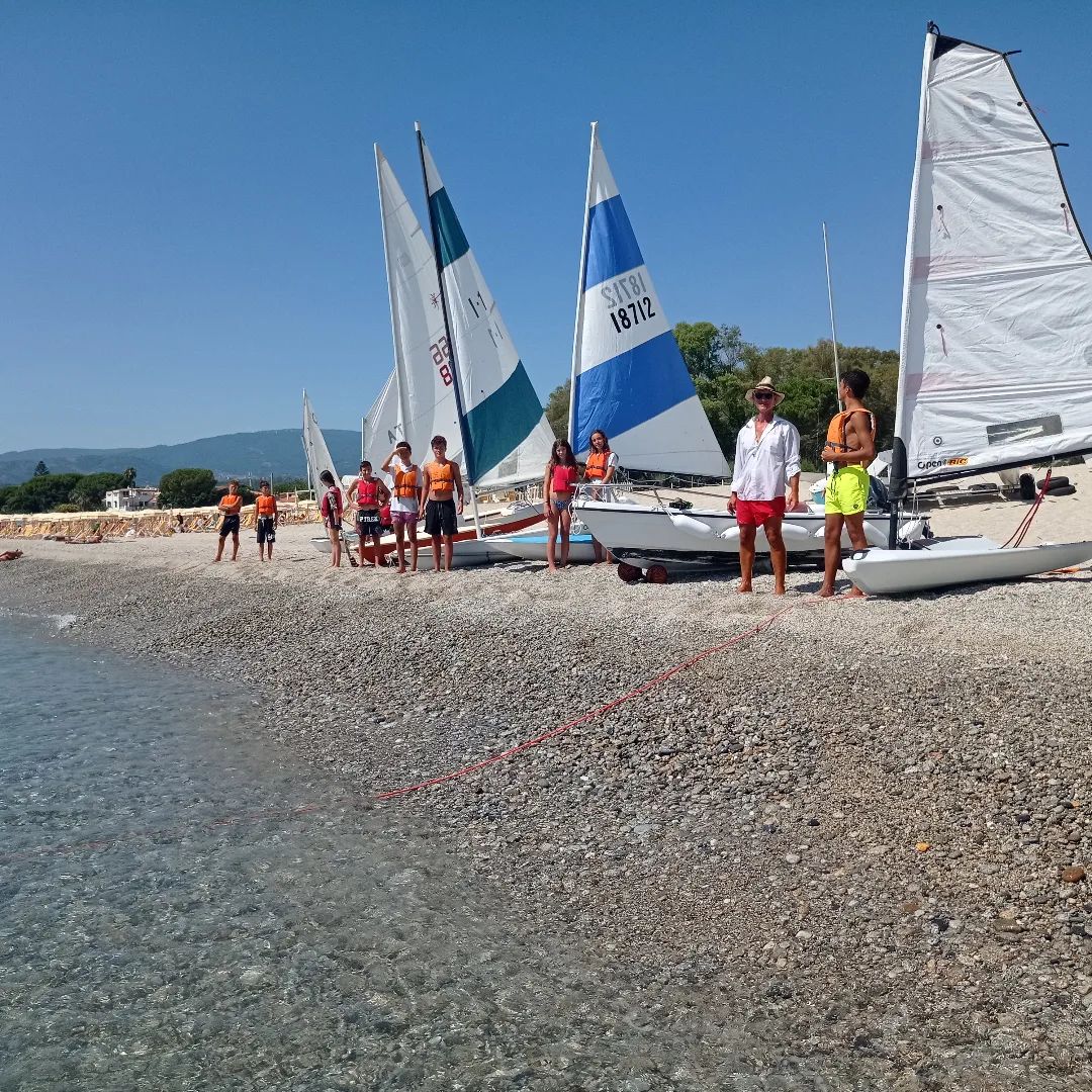 Scuola di vela e derive