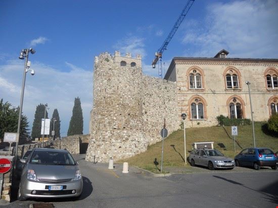 castello castello  