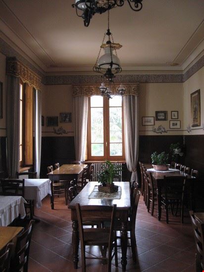 Mangiare bene Sala interna di Al Laghett  