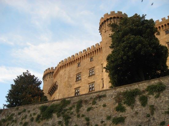 Castello Orsini-Odescalchi Il celebre Castello di Bracciano  