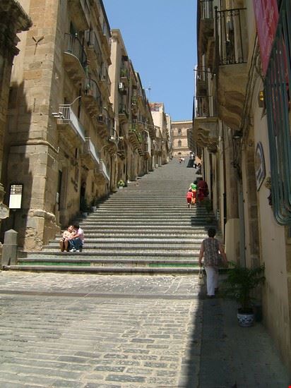 Scalinata di Santa Maria del Monte Caltagirone: la Scala di S. Maria del Monte  
