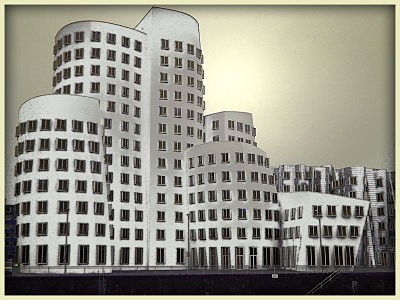 Gli edifici di Gehry a Dusseldorf