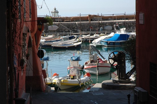 Uno scorcio del porticciolo
