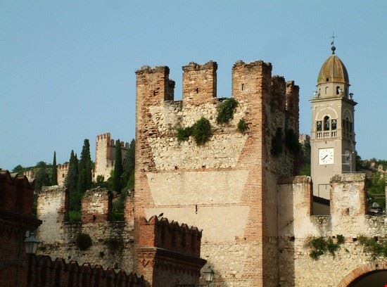 Visita al castello