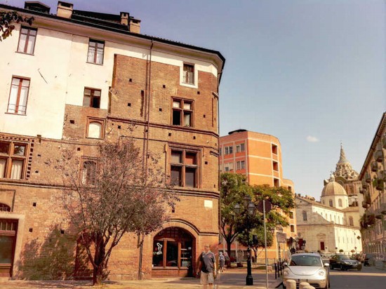 Passeggiata verso il Duomo di Torino