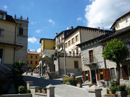 Per le vie del paese