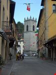 Per le vie del paese
