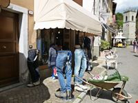 Per le vie del paese