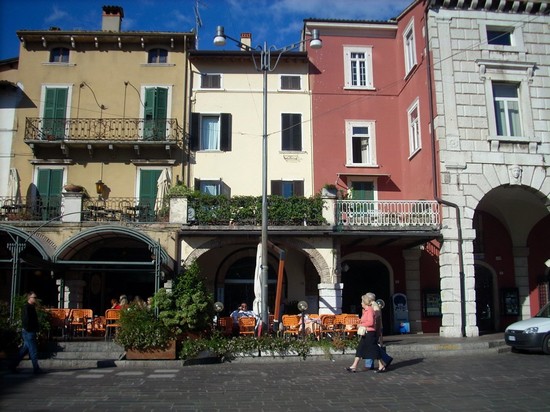 Piazza Malvezzi