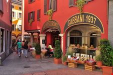 Particolare di Via Pessina