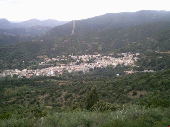 Centro storico veduta di Triei 2011
  