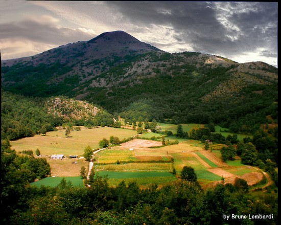 Acquafondata panorama sfonda monte "Monna" by Bruno Lombardi