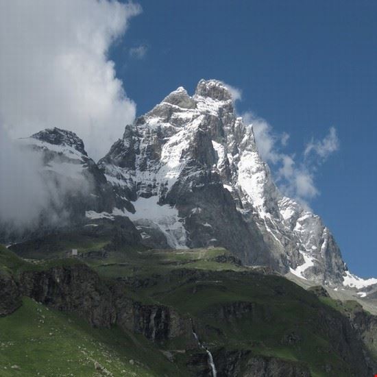  Cervino visto da Cervinia .  