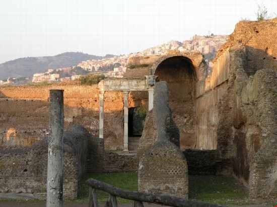  Tivoli  