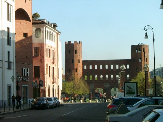 Porta Palatina