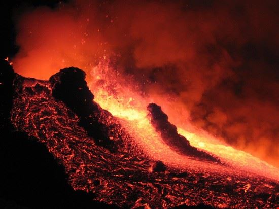  Eruzione dell'Etna vista da Adrano  