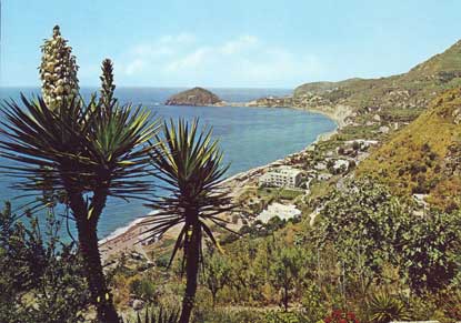 Spiaggia dei Maronti e S. Angelo