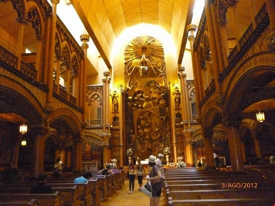 Basilique Notre-Dame Basilique Notre-Dame  