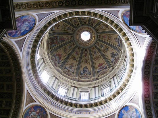 Particolare della chiesa dell'Incoronata di Capodimonte