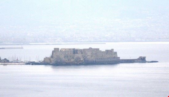 Castel dell'Ovo Castel dell'Ovo  