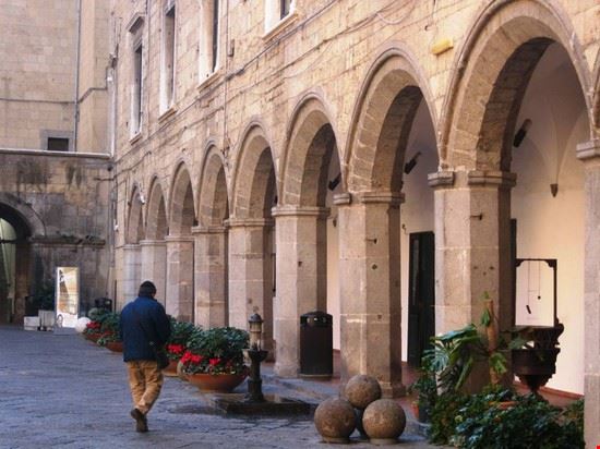 Maschio Angioino Maschio Angioino  