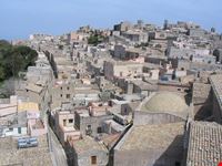 Erice, panorami e stradine