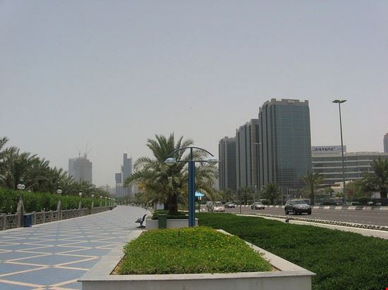Corniche - Corniche Road, Abu Dhabi. - Ijanderson977 - Ijanderson977 - CC-BY-SA-3.0