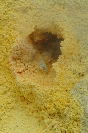 Particolare di una fumarola