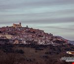 Il paese visto dagli scavi archeologici Il paese visto dagli scavi archeologici