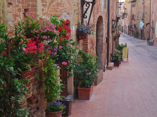 Certaldo Alto (FI) splendido borgo medievale in Toscana