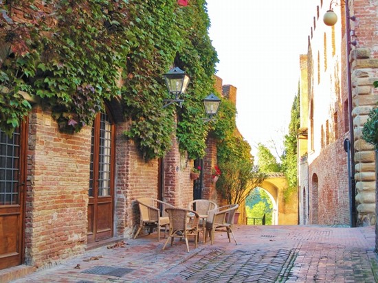 Certaldo Alto (FI) splendido borgo medievale in Toscana
