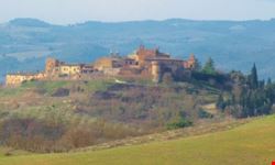 Certaldo Alto (FI) splendido borgo medievale in Toscana