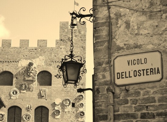 Certaldo Alto (FI) splendido borgo medievale in Toscana
