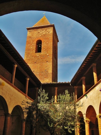 Certaldo Alto (FI) splendido borgo medievale in Toscana