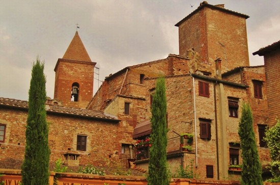 Certaldo Alto (FI) splendido borgo medievale in Toscana
