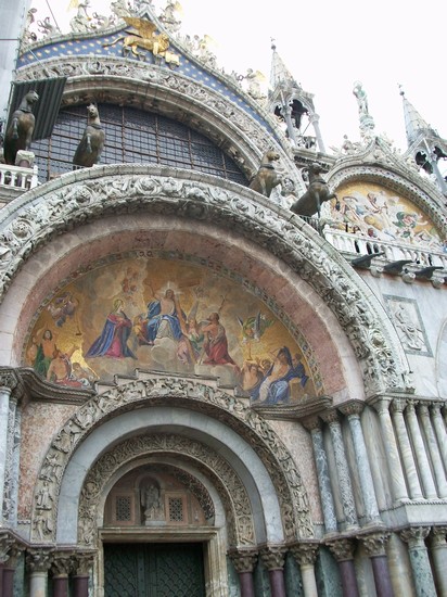 Lunetta del portale centrale della Basilica di San Marco