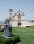 facciata della basilica di san francesco assisi
