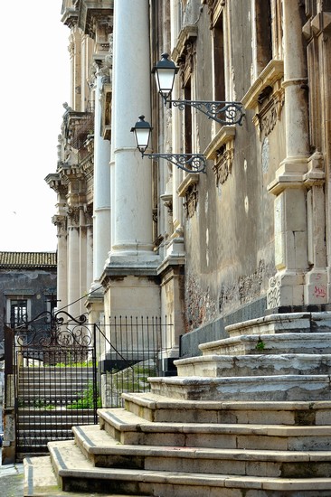 Via Crociferi