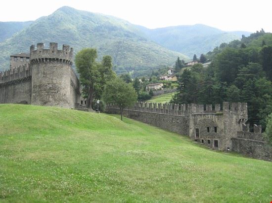 Castelli di Bellinzona Castello di Montebello, a Bellizona  