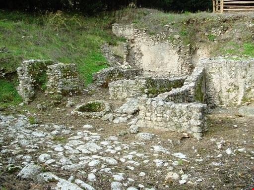  Eboli  