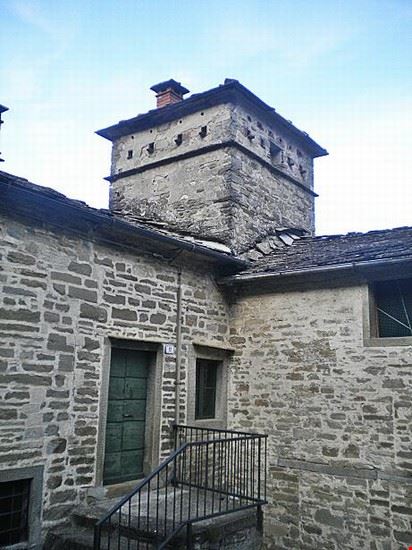 Antica torre a Scheggianico  