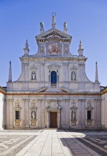 Facciata della Certosa di Garegnano