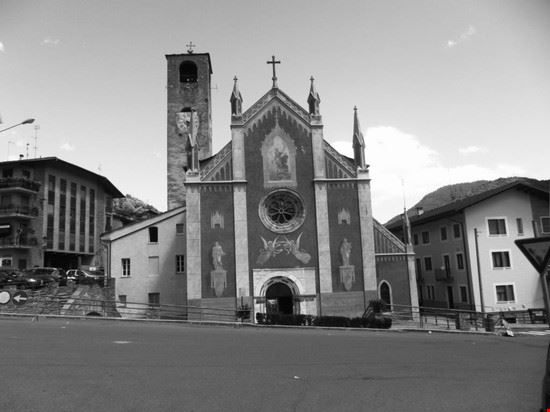  La chiesa parrocchiale  
