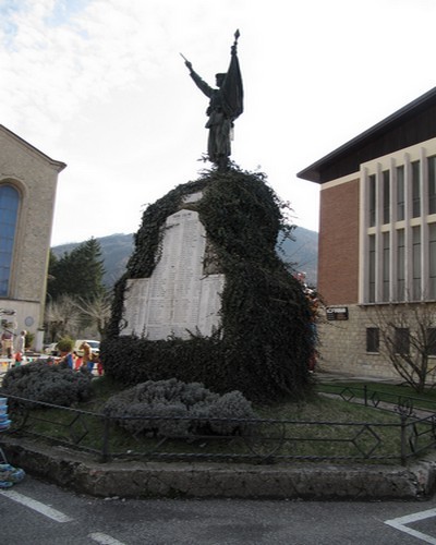 Monumento ai Caduti