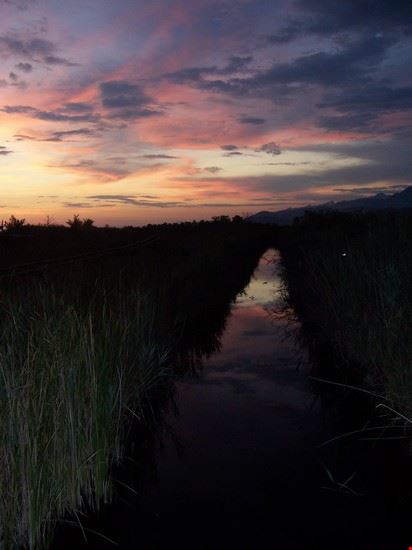  La bellezza del lago al tramonto.  